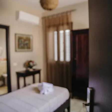 Le Antiche Colonne Bed and Breakfast Cinquefrondi