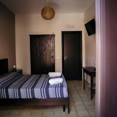 Le Antiche Colonne Cinquefrondi