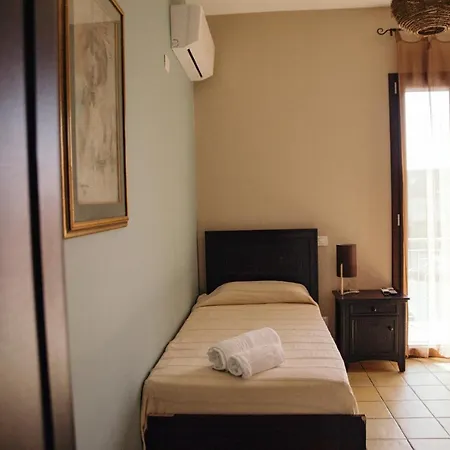 Le Antiche Colonne Bed and Breakfast