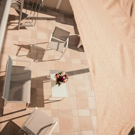 Le Antiche Colonne 3*