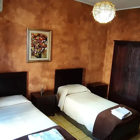 Le Antiche Colonne Bed & Breakfast 3*